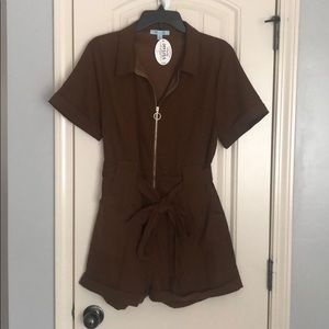 BRAND NEW! Short sleeve zip up romper